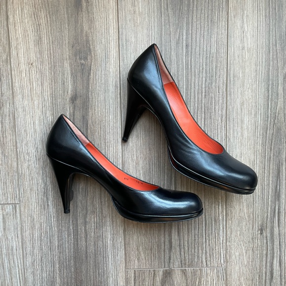 Charles Jourdan C J BIS Black Leather Pumps | 9.5 - Picture 2 of 10
